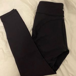 Lululemon Invigorate Tight 25” Size 6